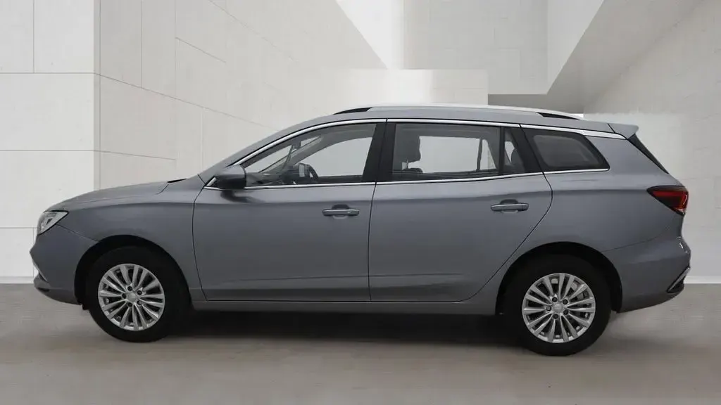 Used MG MG5 EV Exclusive 114 kW (156 HP) 2022 Silver Estate