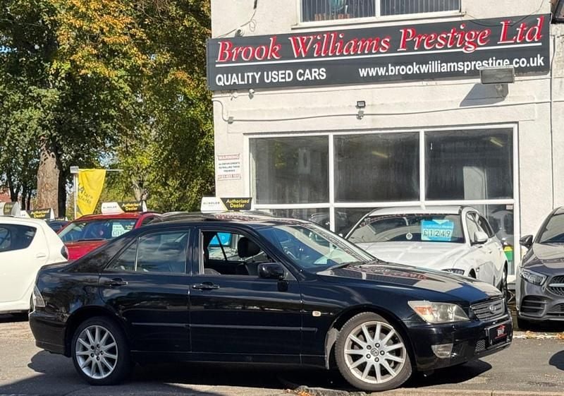 Black Used 2005 Lexus IS200 Sedan | £3,975 - Image 1/4