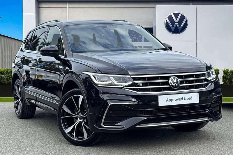 Black Used 2024 VW Tiguan Allspace R-line SUV | £36,990 (Expensive) - Image 1/4