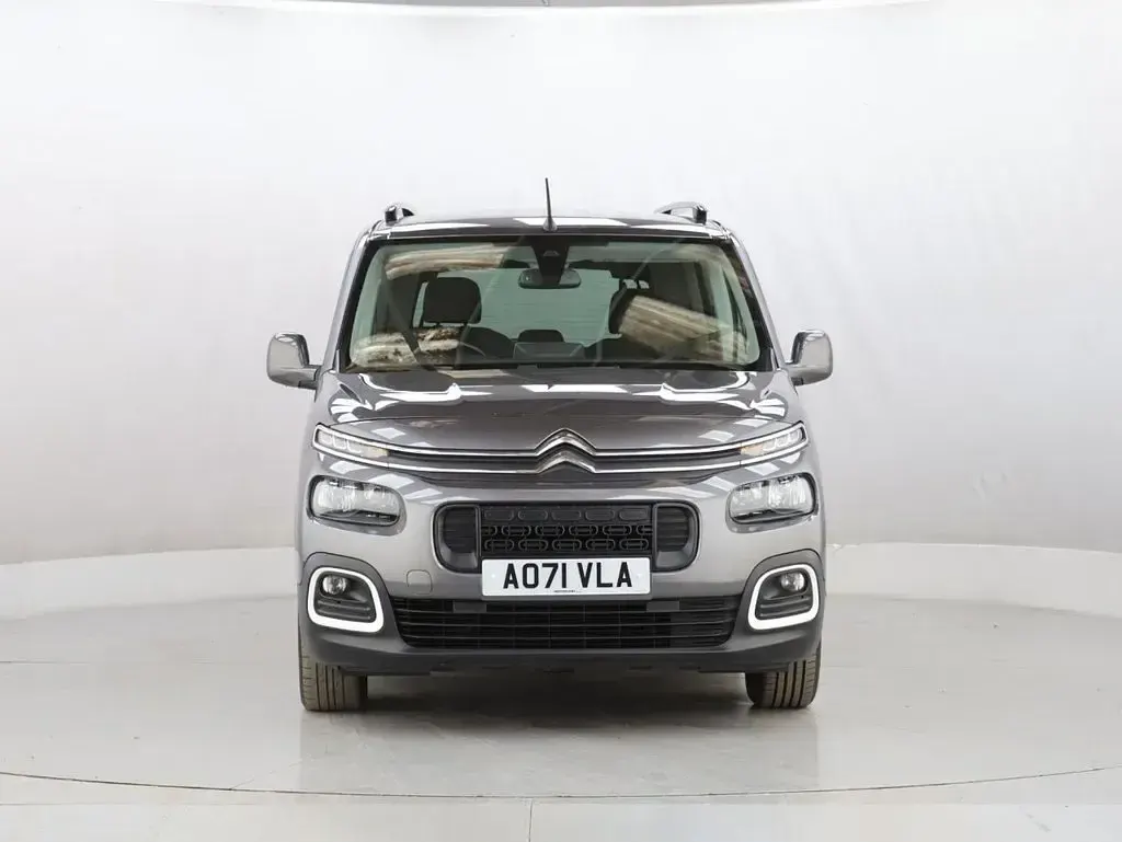 Used Citroën Berlingo Flair 100 HP (73 kW) 2021 Grey MPV