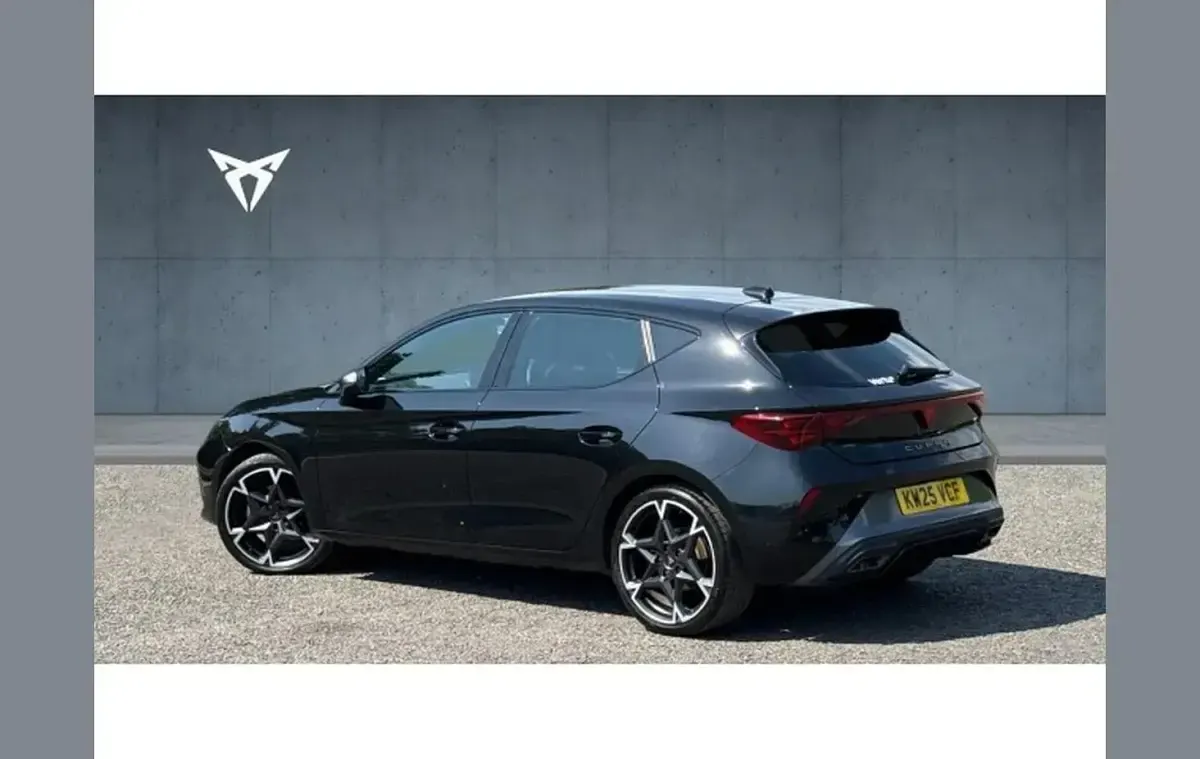 Used Cupra Leon 150 HP (110 kW) 2025 Black Hatchback