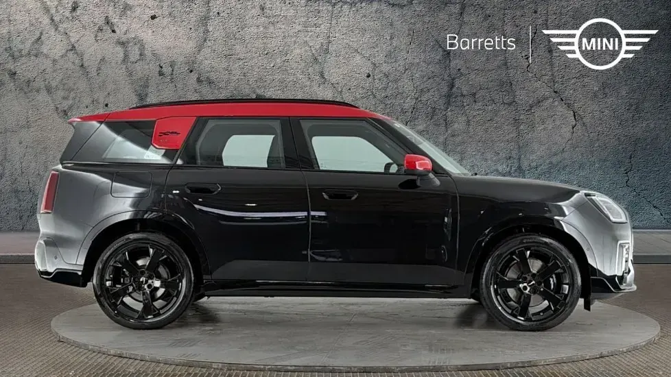 Usado Mini Countryman 215 CV (158 kW) 2024 Negro SUV