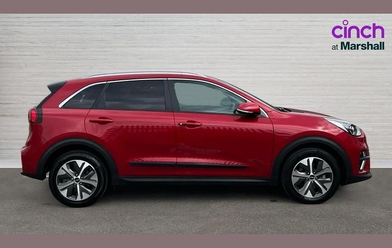 Usado Kia e-Niro 100 kW (136 CV) 2022 Rojo SUV