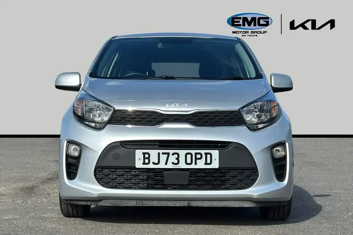 Begagnad Kia Picanto 66 HK (48 kW) 2023 Silver Halvkombi