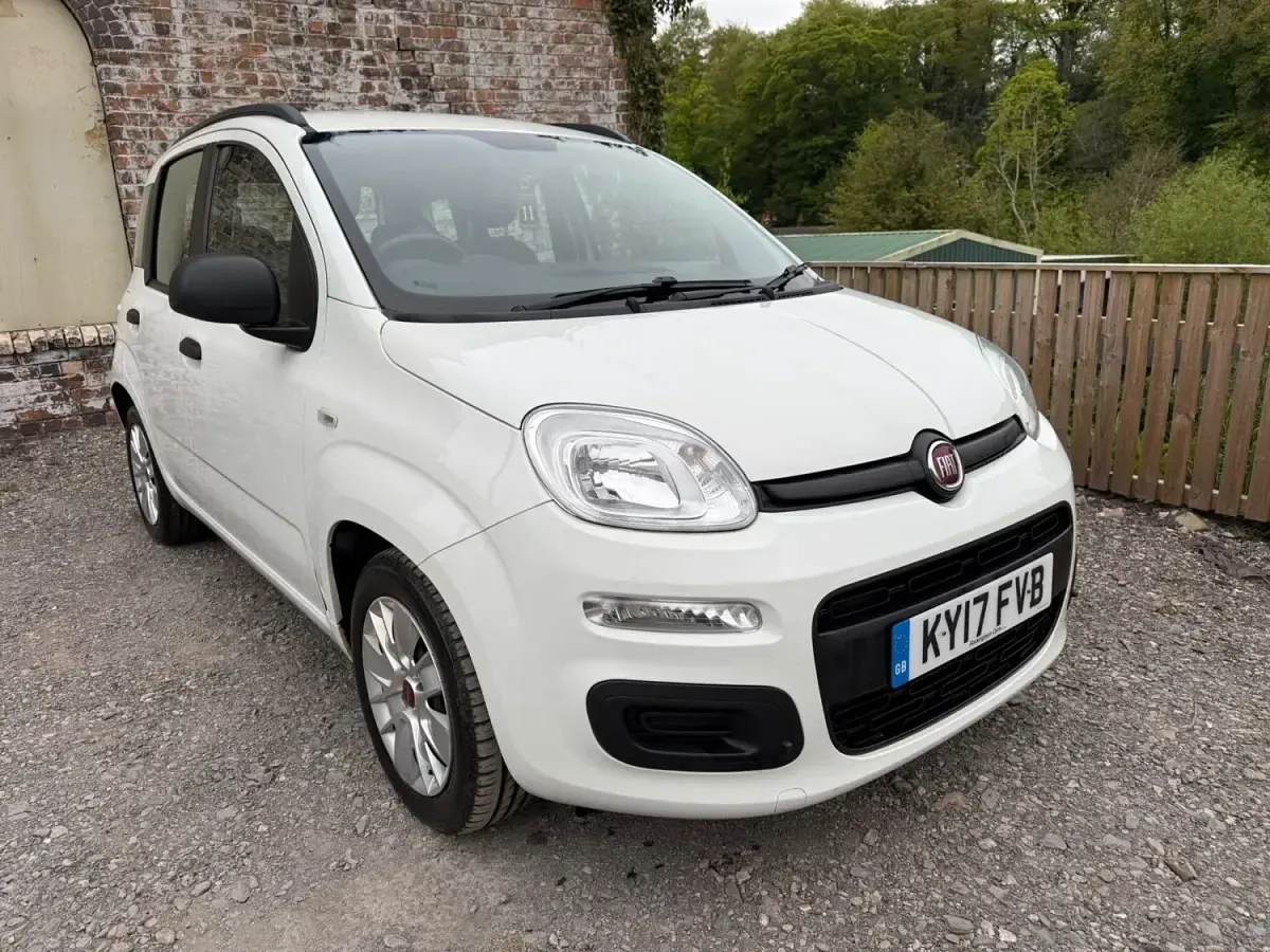 Used Fiat Panda Easy 69 HP (50 kW) 2017 White Hatchback