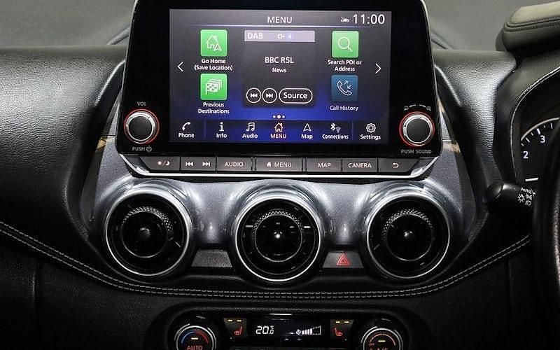 Used Nissan Juke Tekna 114 HP (83 kW) 2023 Grey SUV