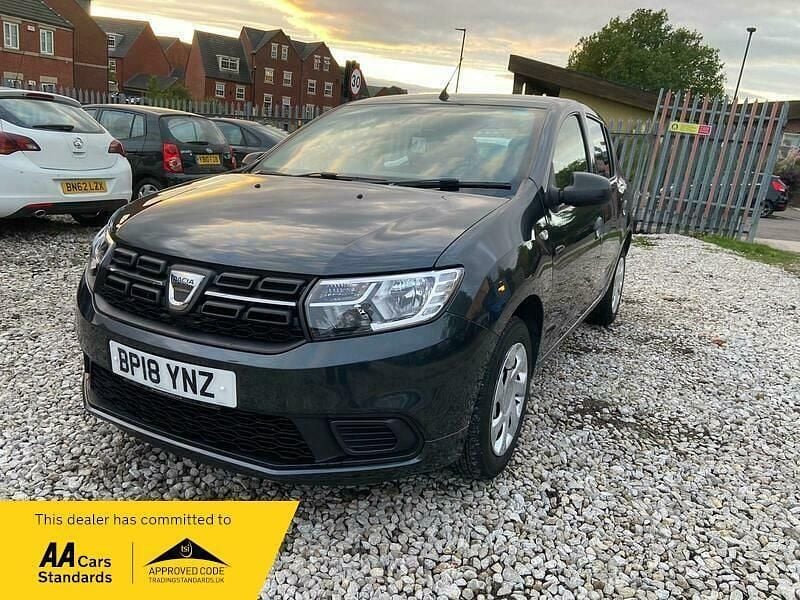 Grey Used 2018 Dacia Sandero Ambiance Hatchback | £3,995 (Good price) - Image 1/4