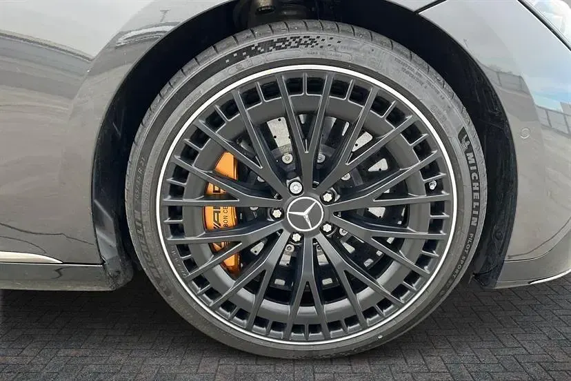 Usado Mercedes EQE AMG 53 Edition 459 kW (625 HP) 2024 Cinzento Sedan