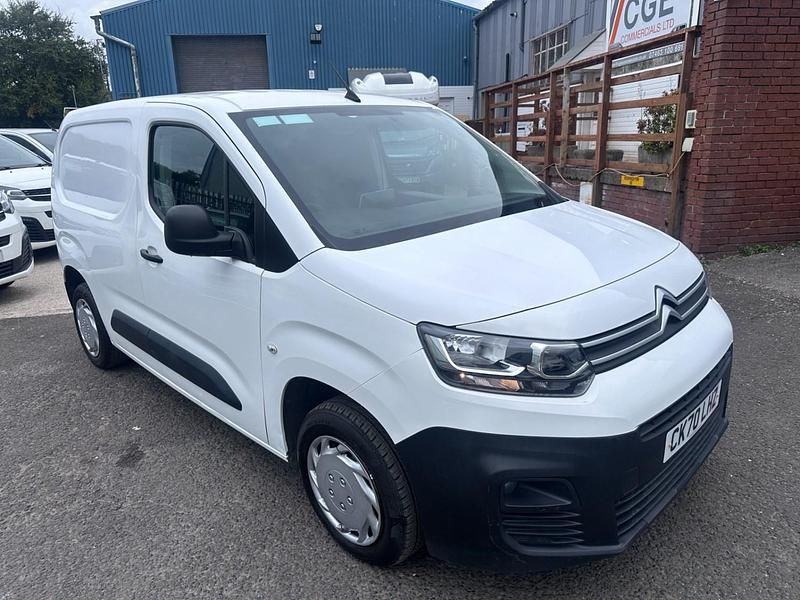 White Used 2020 Citroën Berlingo Start MPV | £6,390 (Good price) - Image 1/4