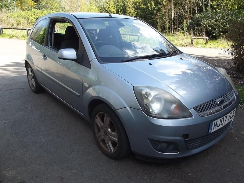 Used Ford Fiesta Zetec 2007 Blue Hatchback