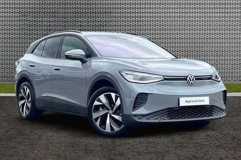 Used 2025 VW ID.4 SUV | £31,532 (Good price) - Image 1/4