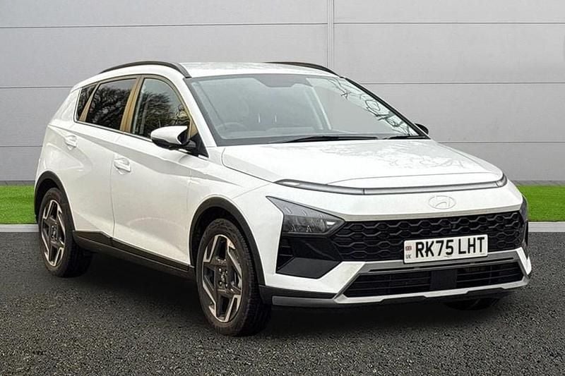 White Used 2025 Hyundai Bayon Premium SUV | £20,999 (Expensive) - Image 1/1