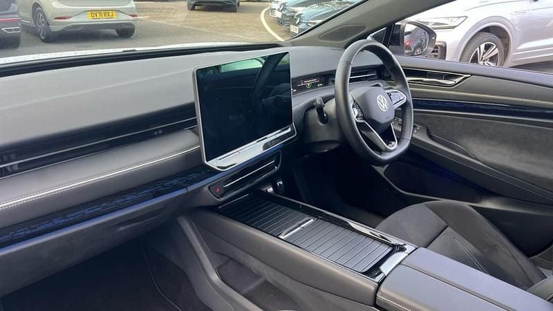 Used VW ID.7 Pro 210 kW (286 HP) 2025 Glacier white metallic Hatchback