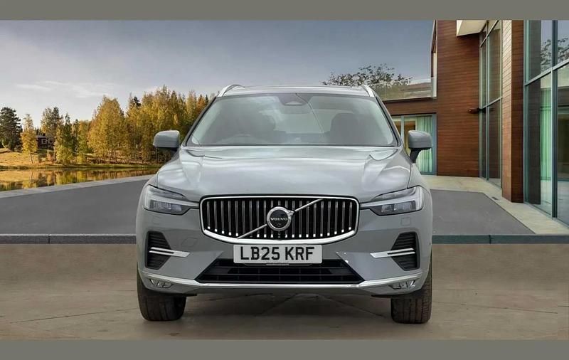 Used Volvo XC60 Ultra 247 HP (181 kW) 2025 Grey SUV
