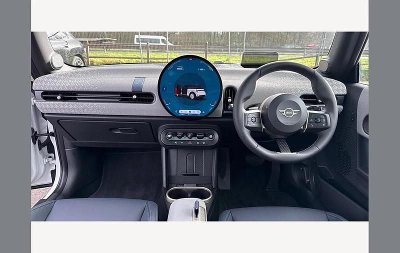 Used Mini Cooper Exclusive 113 kW (154 HP) 2026 White Hatchback