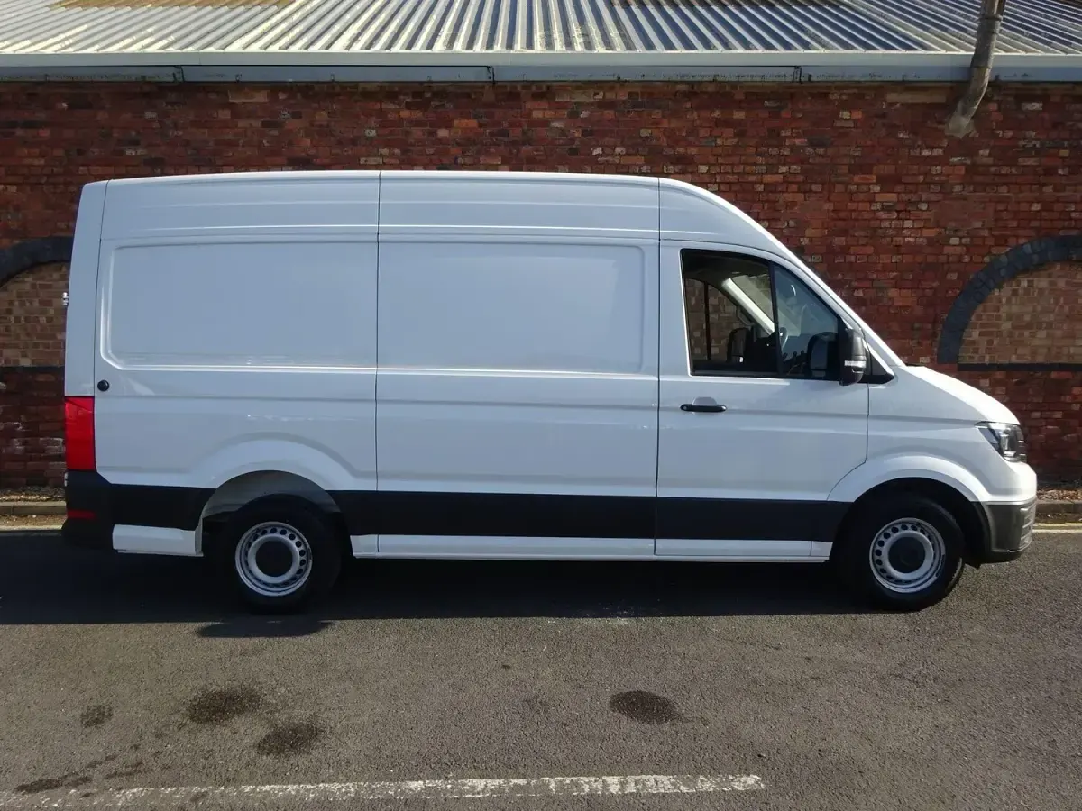Used VW Crafter Trendline 140 HP (102 kW) 2022 White Van