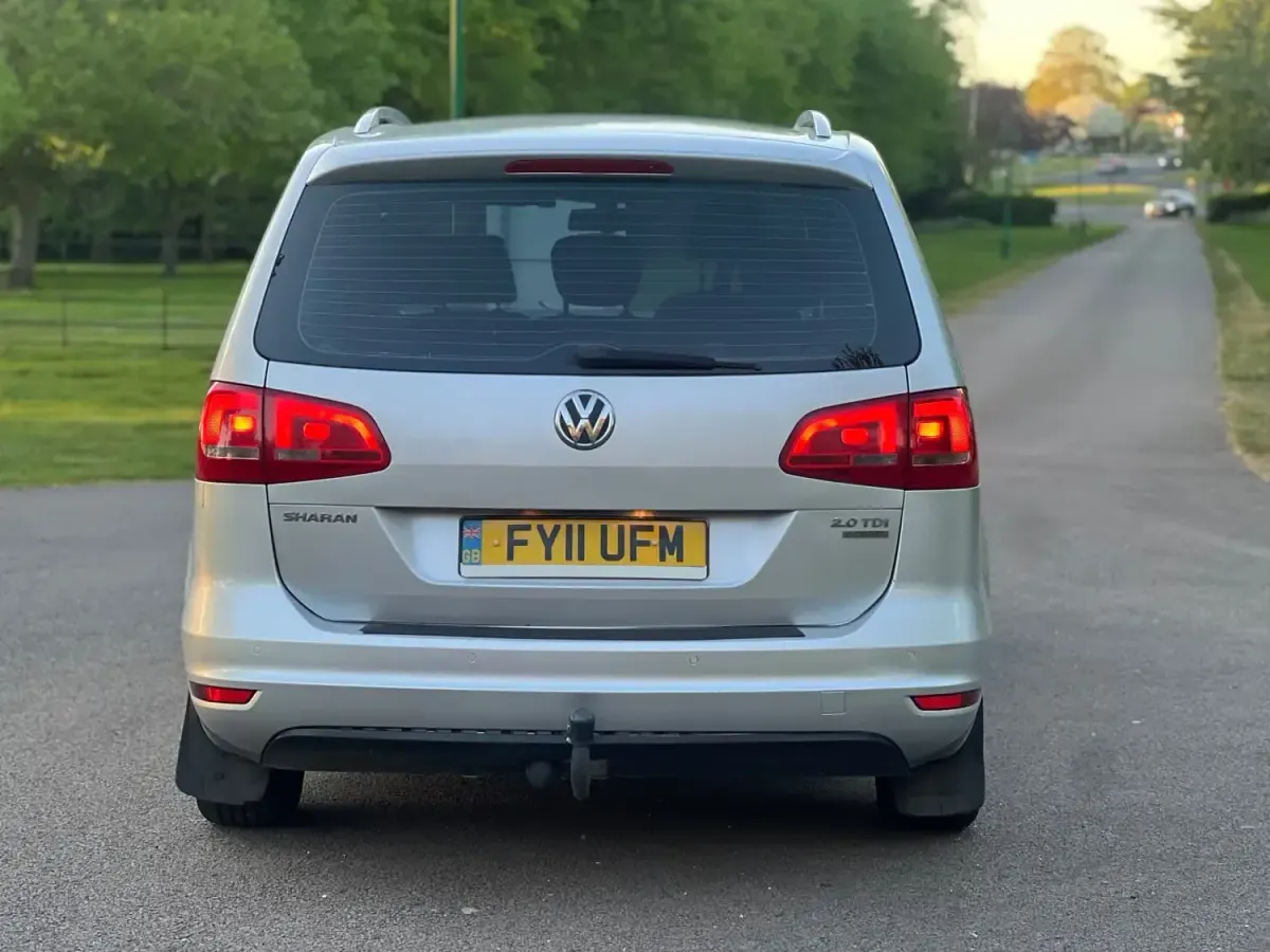 Usado VW Sharan SE 2011 Prateado Monovolume