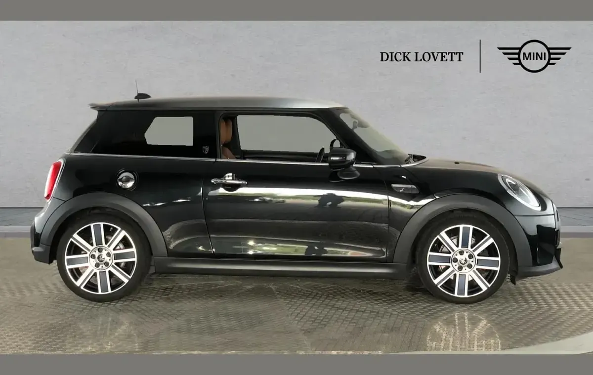 Used Mini Cooper S Exclusive 176 HP (129 kW) 2022 Black Hatchback
