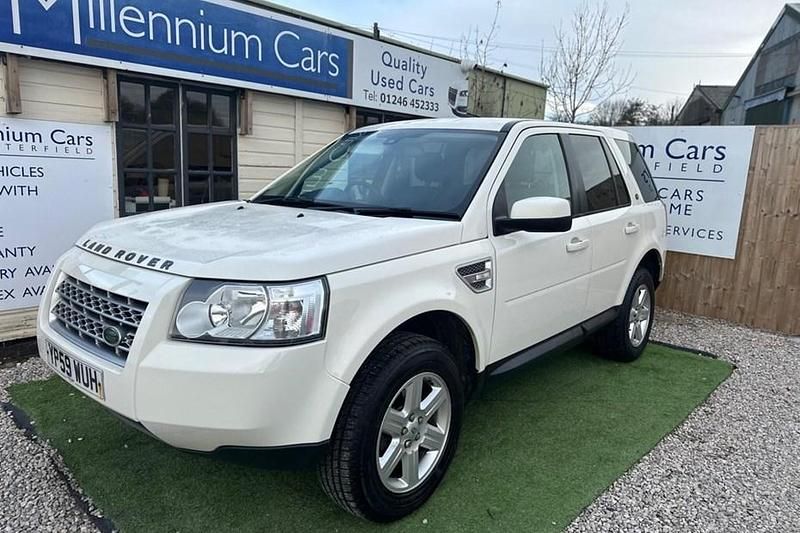 White Used 2010 Land Rover Freelander 2 S SUV | £3,295 (Good price) - Image 1/1
