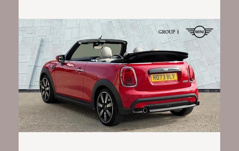 Used Mini Cooper Cabriolet Exclusive 136 HP (100 kW) 2023 Chili red Cabriolet