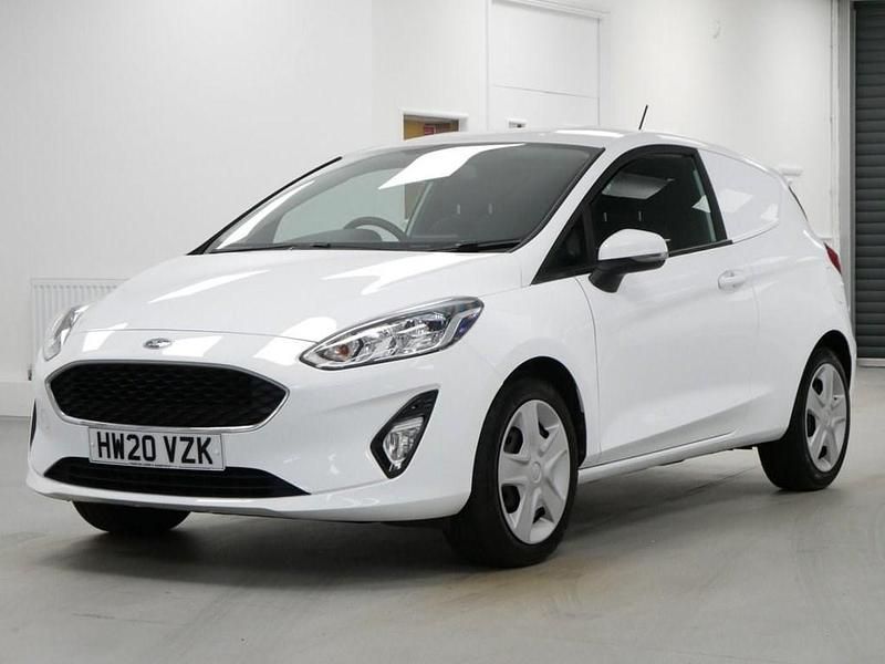 Used Ford Fiesta 85 HP (62 kW) 2020 White Hatchback