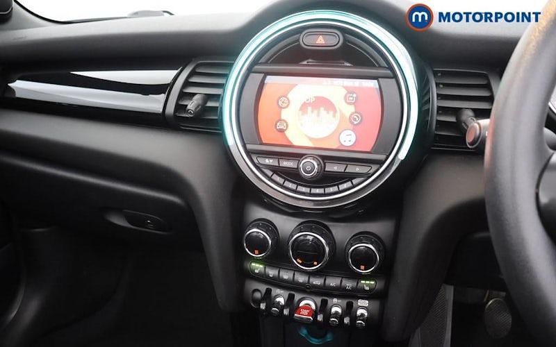 Used Mini Cooper Cabriolet Classic 136 HP (100 kW) 2020 Blue Cabriolet