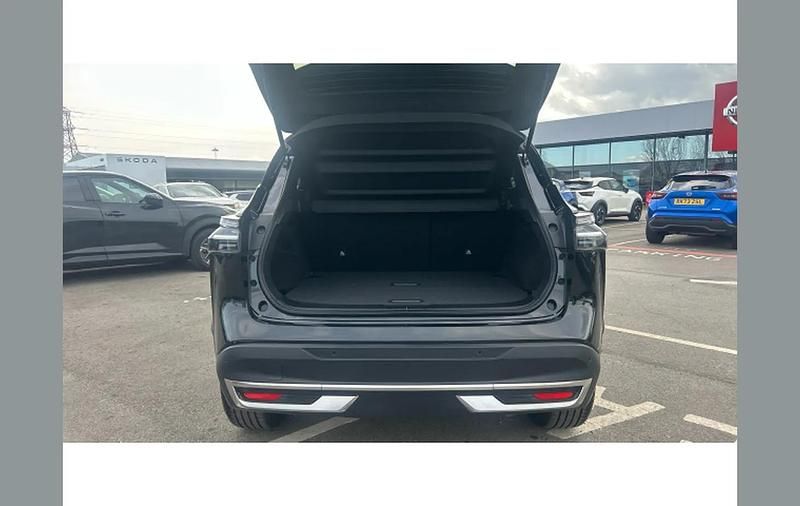 New Nissan Qashqai N-Connecta 140 HP (102 kW) 2025 Black SUV