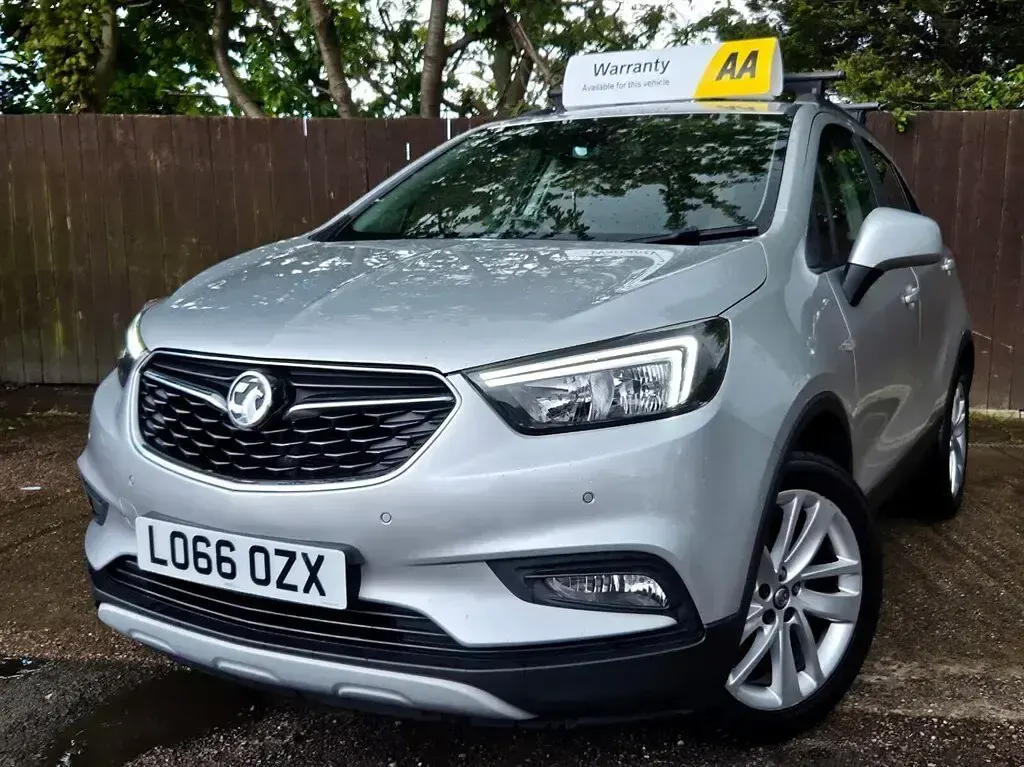 Used Vauxhall Mokka X Active 115 HP (84 kW) 2016 Silver SUV
