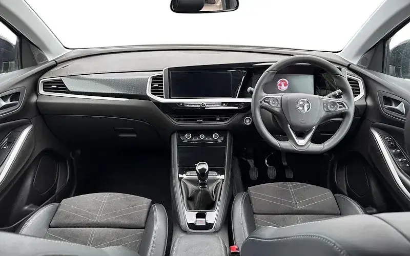 Used Vauxhall Grandland X Ultimate 131 HP (96 kW) 2024 Grey SUV