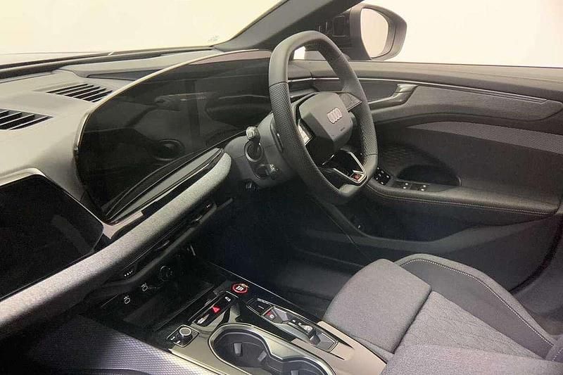 Used Audi A6 S-Line 204 HP (150 kW) 2025 Blue Estate