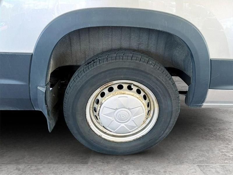 Used Maxus V90 163 HP (119 kW) 2023 Silver Van