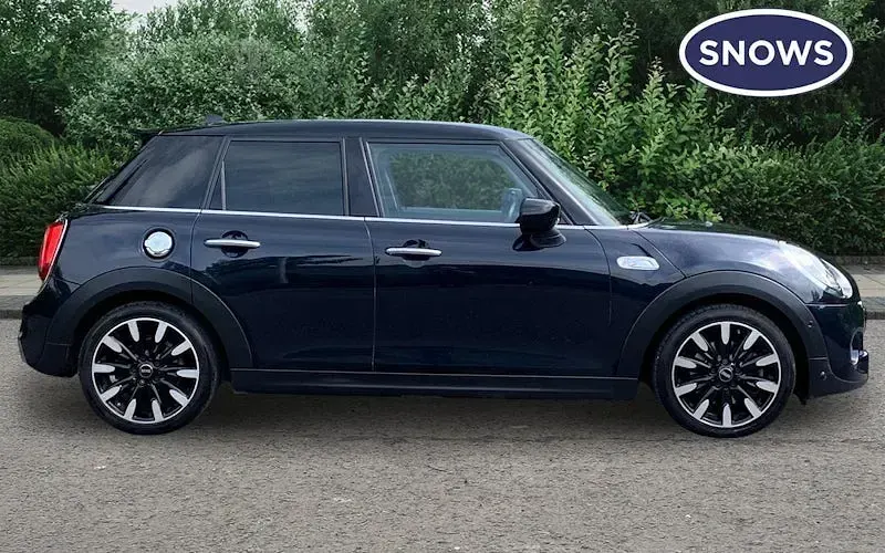 Used Mini Cooper S Exclusive 192 HP (141 kW) 2020 Black Hatchback