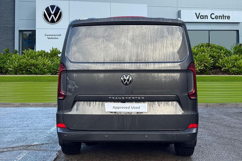 New VW Transporter Pro 170 HP (125 kW) 2025 Grey Van