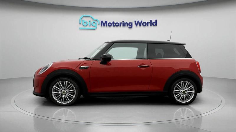 Used Mini Cooper SE Hatch 133 kW (181 HP) 2022 Hatchback