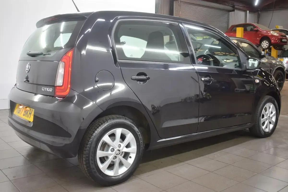 Used Skoda Citigo SE 60 HP (44 kW) 2017 Black Hatchback