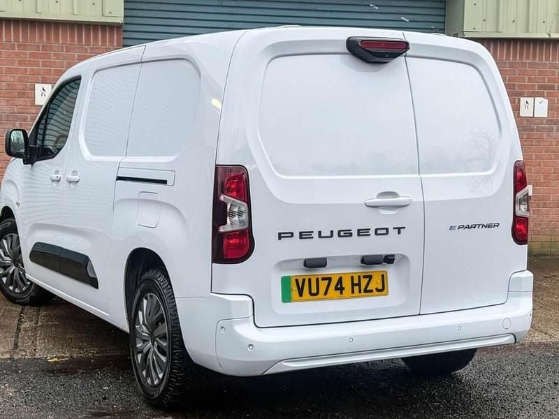 Used Peugeot E-Partner 98 kW (134 HP) 2024 White MPV