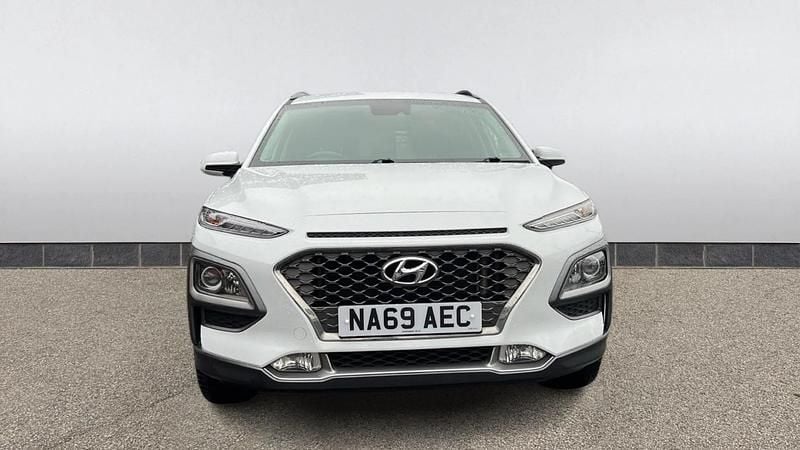 Used Hyundai Kona Premium 120 HP (88 kW) 2019 White SUV