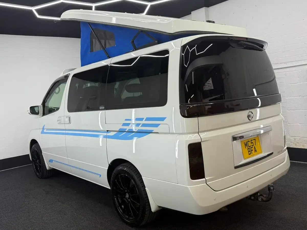 Used Nissan Elgrand 2007 White