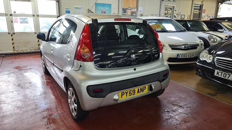 Used Peugeot 107 2009 Silver Hatchback