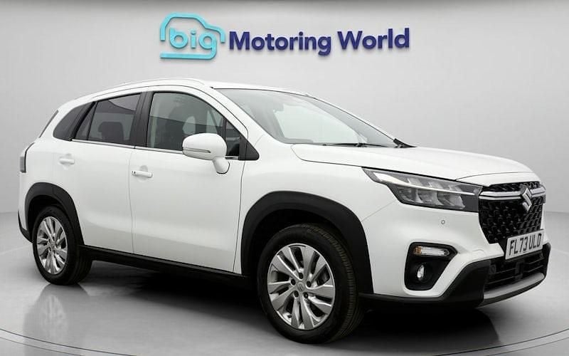 Used 2025 Suzuki SX4 S-Cross SUV | £15,400 (Good price) - Image 1/4