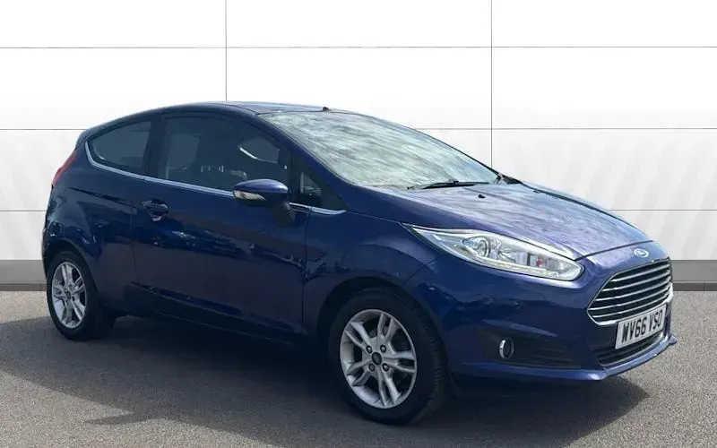 Used Ford Fiesta Zetec 82 HP (60 kW) 2016 Hatchback