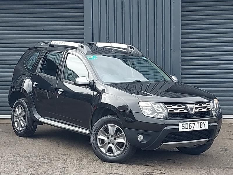 Used Dacia Duster Lauréate 109 HP (80 kW) 2017 Black SUV