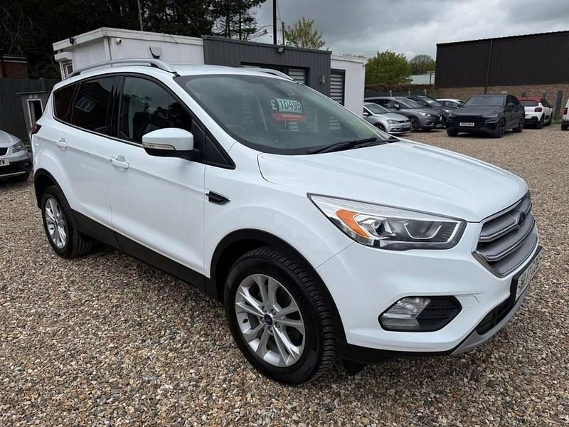 Used Ford Kuga Titanium 150 HP (110 kW) 2017 White SUV