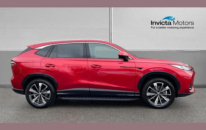 Used MG HS SE 299 HP (219 kW) 2025 Red SUV