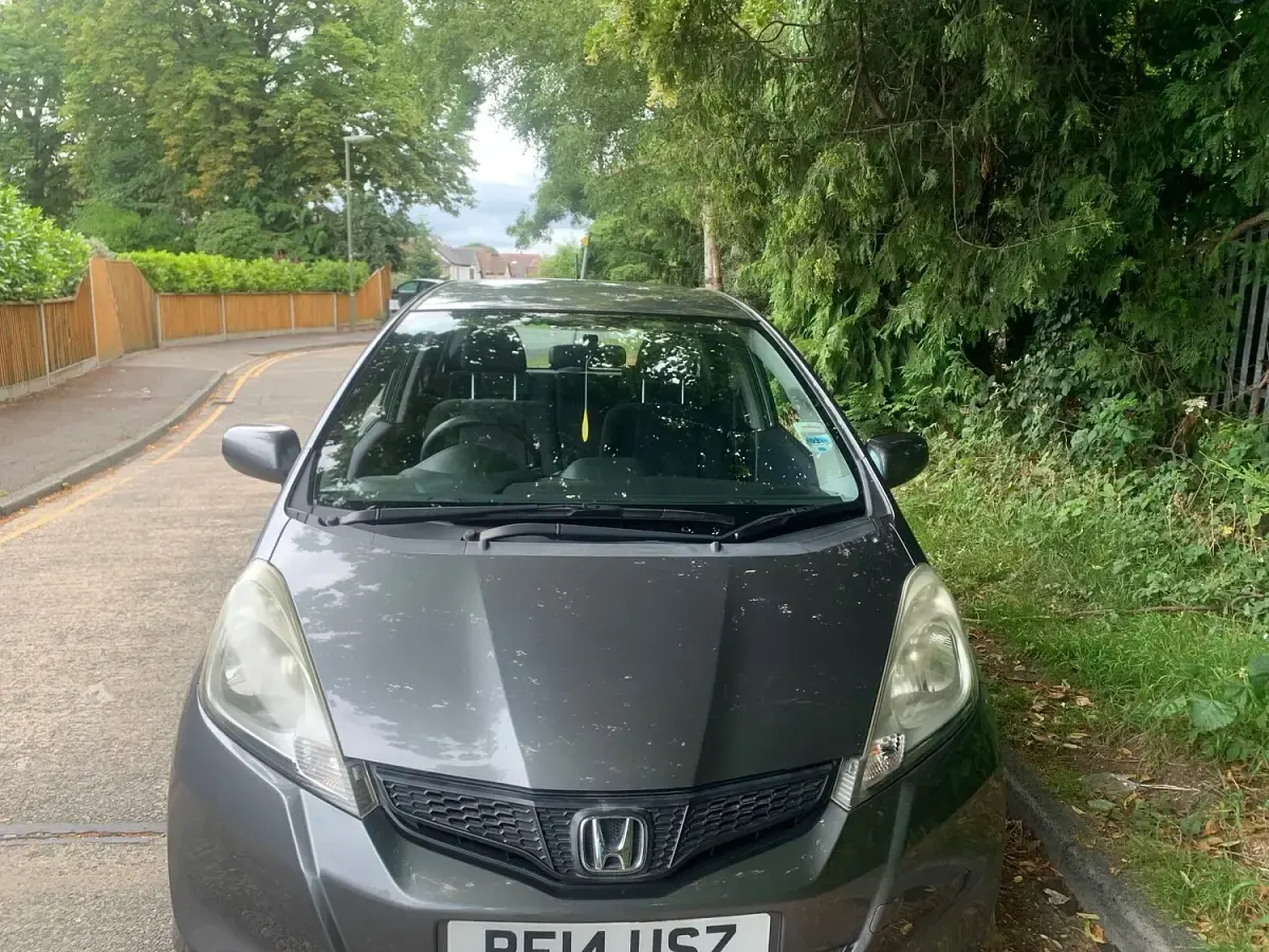 Used Honda Jazz SE 90 HP (66 kW) 2014 Grey Hatchback