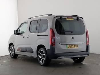 Used Citroën Berlingo Feel 100 kW (136 HP) 2022 Beige MPV