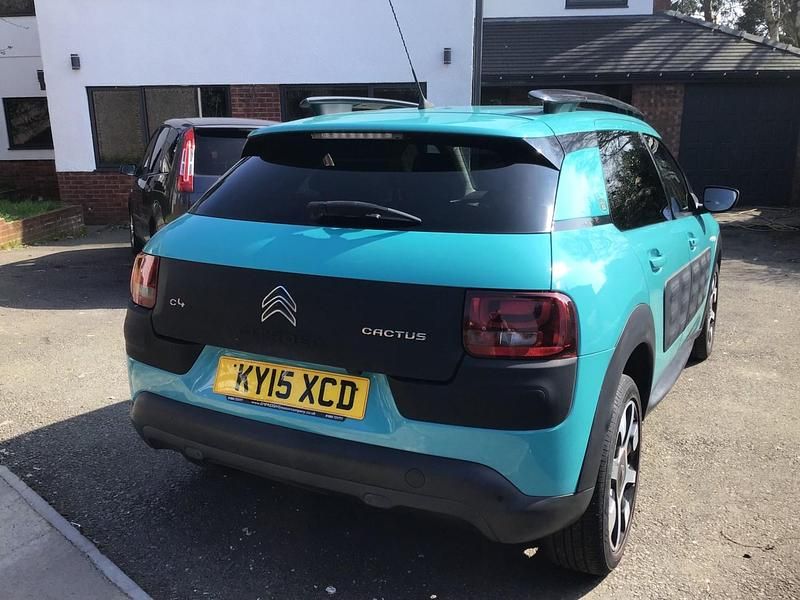 Used Citroën C4 Cactus Flair 2015 Blue Hatchback