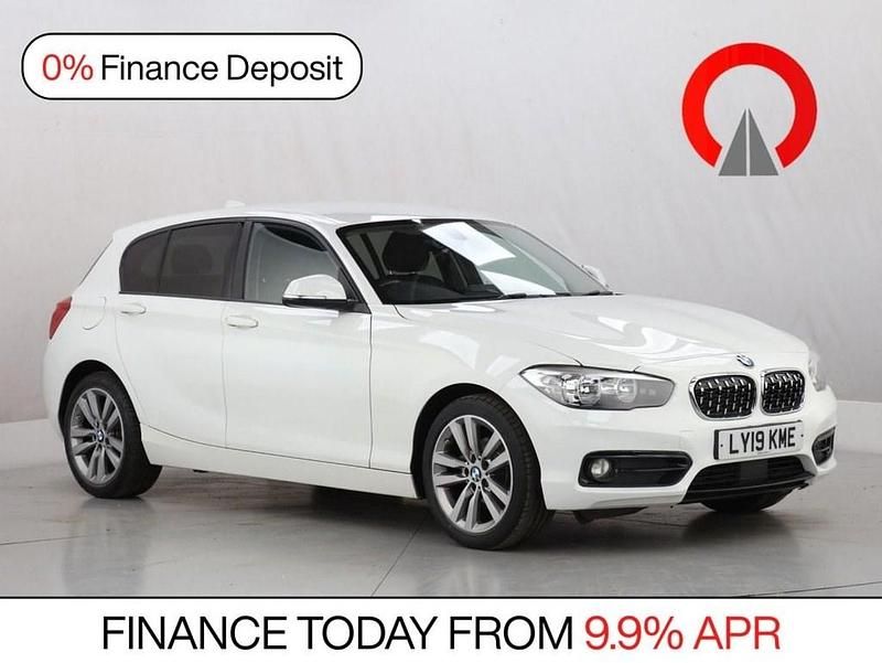 Used BMW 118 Sport Line 136 HP (100 kW) 2019 White Hatchback