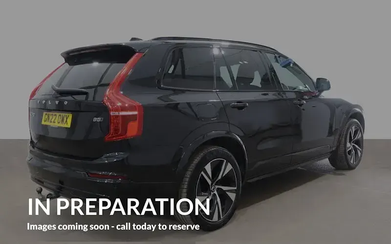 Used Volvo XC90 Plus 235 HP (172 kW) 2022 Black SUV