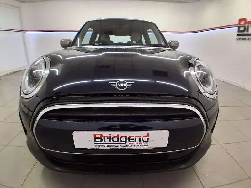 Used Mini Cooper Exclusive 2022 Blue/black Hatchback